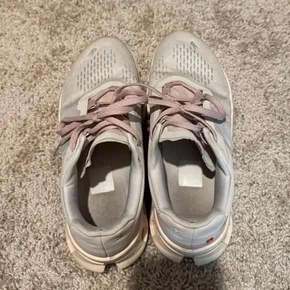 On Running Women's Pink Running Shoes - Picture 4 of 4